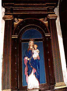 Kappelen - Seiten-Altar in der alten Kirche (C) B. Lambert 1998