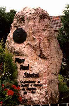 Kappelen - Stèle de Paul Stintzi    (C) B. Lambert 1998